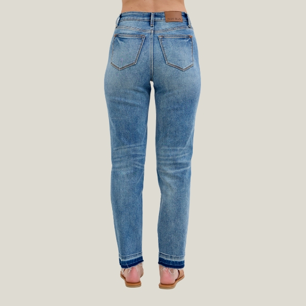 Judy Blue Mid-Rise Rigid Magic Released Hem Boyfriend Fit Jeans - Image 4