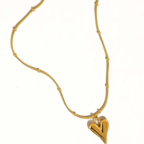 Bay Heart Necklace - Image 2